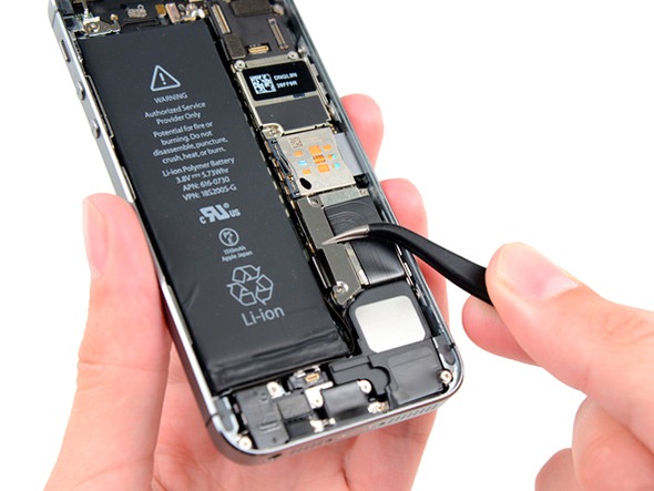 Semne clare ca bateria iPhone trebuie inlocuita